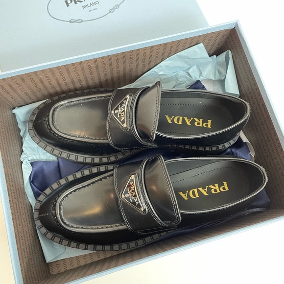 Prada Black Women's Loafers - Picture 1 of 8